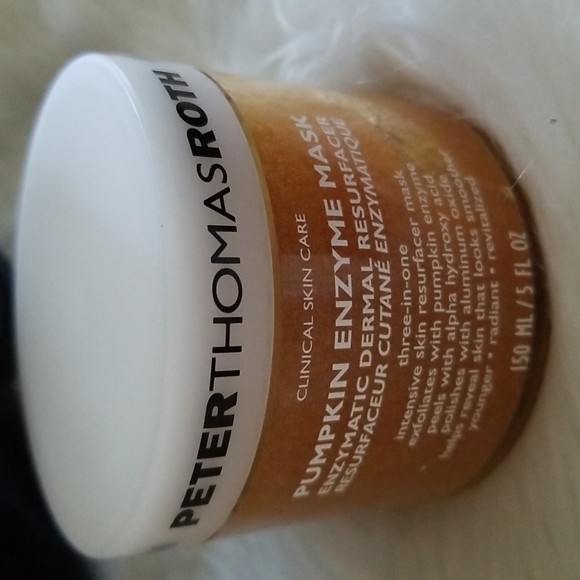 Peter Thomas Roth Enzyme Mask (FULL SIZE!) - Picture 8 of 17